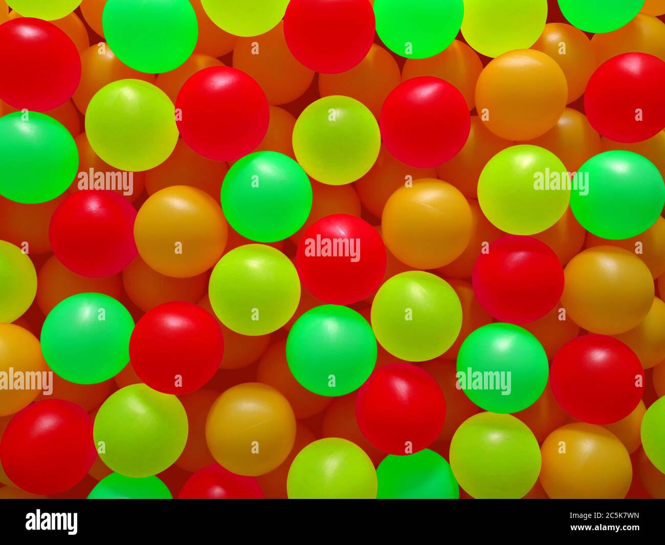 Colorful ping pong balls hi-res stock photography and images - Alamy