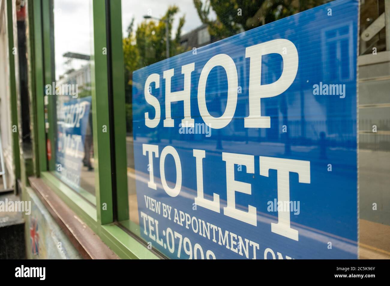 Shop To Let' sign on London high street- more and more common as the effect of Covid 19 take effect in the UK retail sector Stock Photo