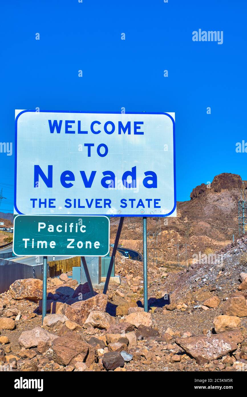 to Nevada state border sign Stock Photo Alamy