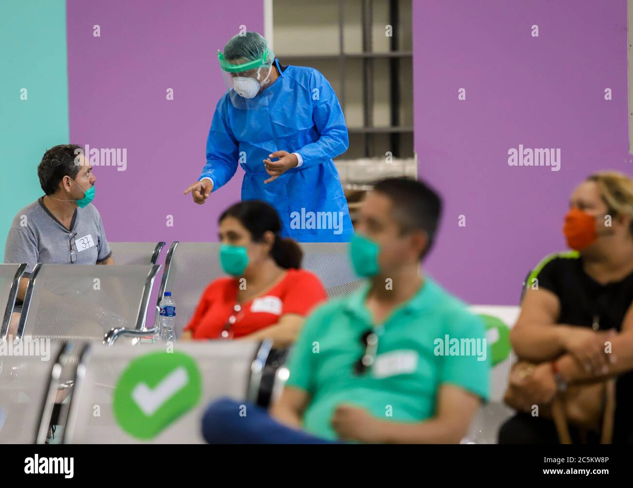 HERMOSILLO, MEXICO - JULY 3: Medical and health personnel carry out rapid tests and follow-up on people who present symptoms of covid-19 in the facilities of the Arena Sonora, which has led to the red alert due to the increase in cases in the state of Sonora on July 3, 2020 in Hermosillo, Mexico. (Luis Gutierrez/Norte Photo/). Stock Photo