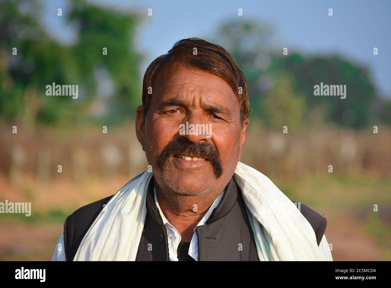 Indian mature man male hi-res stock photography and images - Alamy