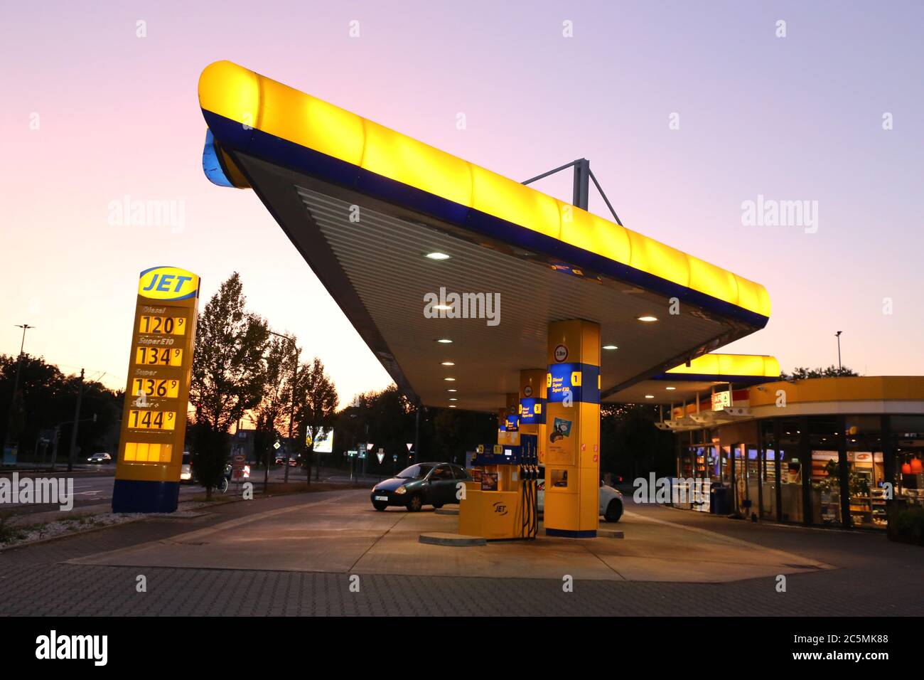 Jet-Tankstelle (Ludwigshafen, Rheinland-Pfalz) Stock Photo