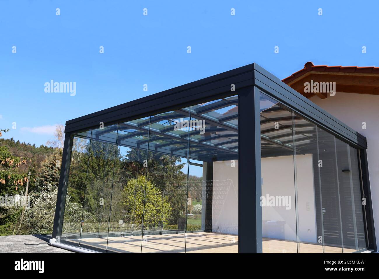 Moderner neuer Wintergarten Stock Photo