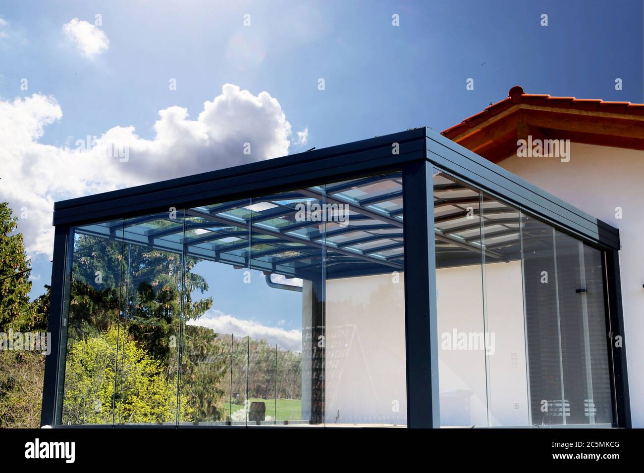 Moderner neuer Wintergarten Stock Photo