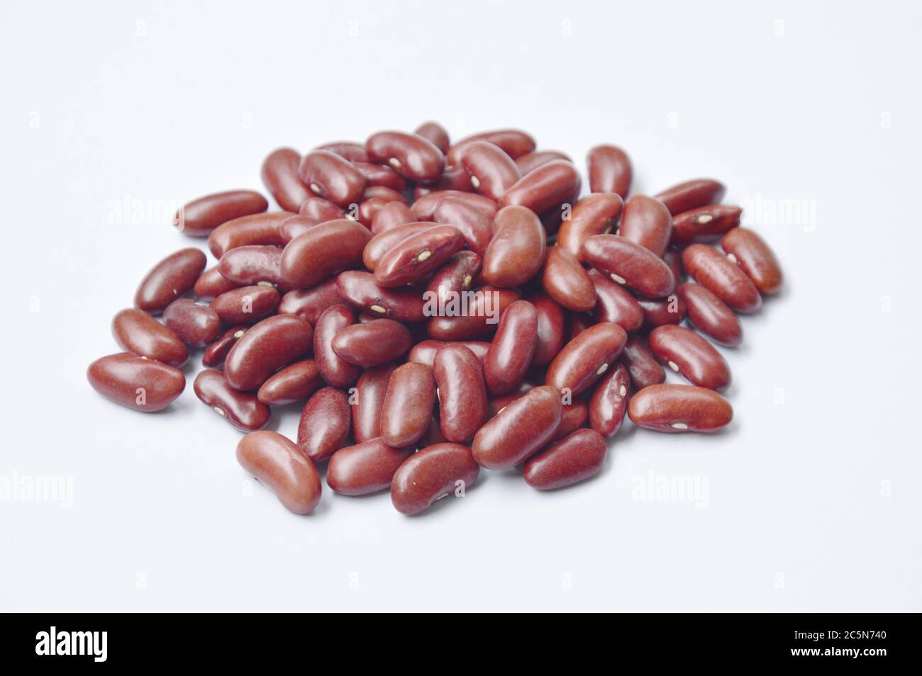 raw red kidney bean batch on white background Stock Photo Alamy