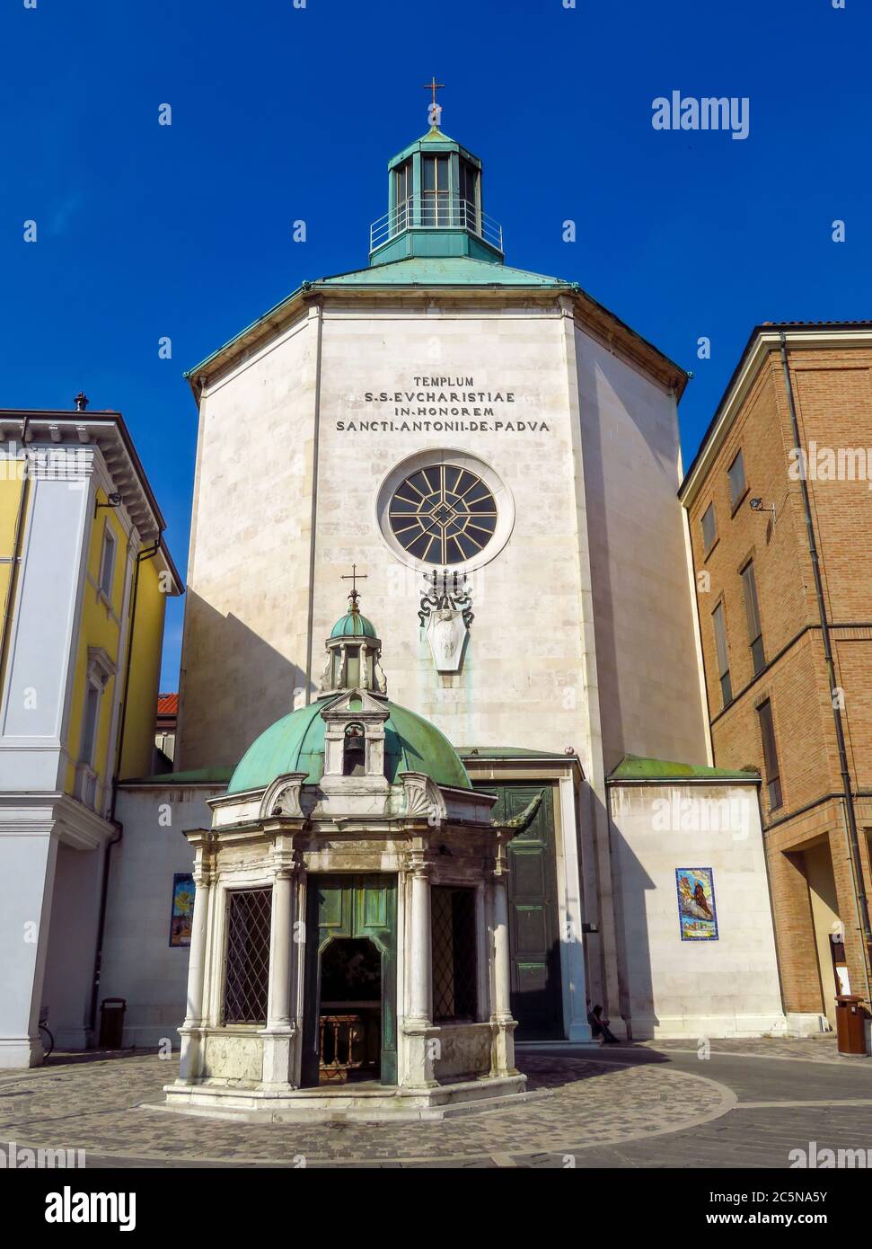 St. Antonio di Padova Paolotti church on the square Piazza tre Martiriin,  Rimini, Italy Stock Photo - Alamy, image size:971x1390