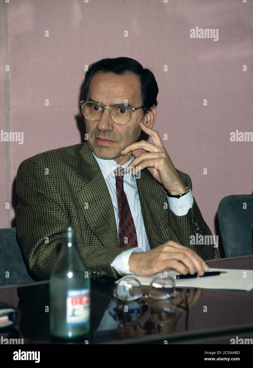 ALFONSO GUERRA. POLITICO ESPAÑOL.SEVILLA 1940-. VICEPRESIDENTE DEL GOBIERNO DE FELIPE GONZALEZ DESDE 1982 A 1991. FOTO AÑO 1991. Stock Photo
