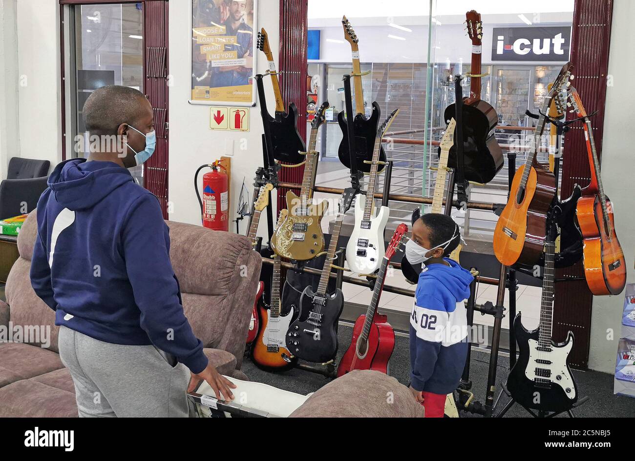 Number of instruments hires stock photography and images Alamy