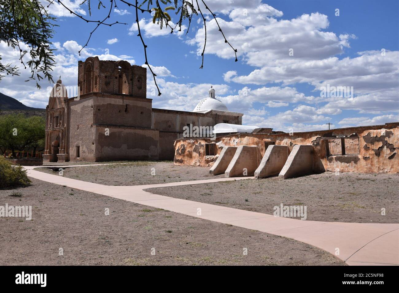 Tumacacori spanish mission hires stock photography and images Alamy