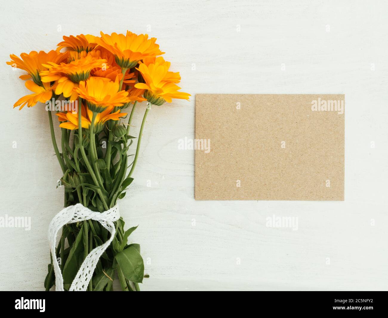 Flat lay sketchbook flowers office hi-res stock photography and images -  Alamy