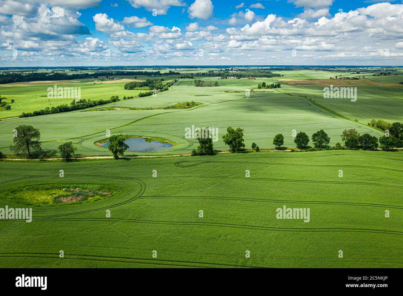 Stunning green field in hi-res stock photography and images - Alamy