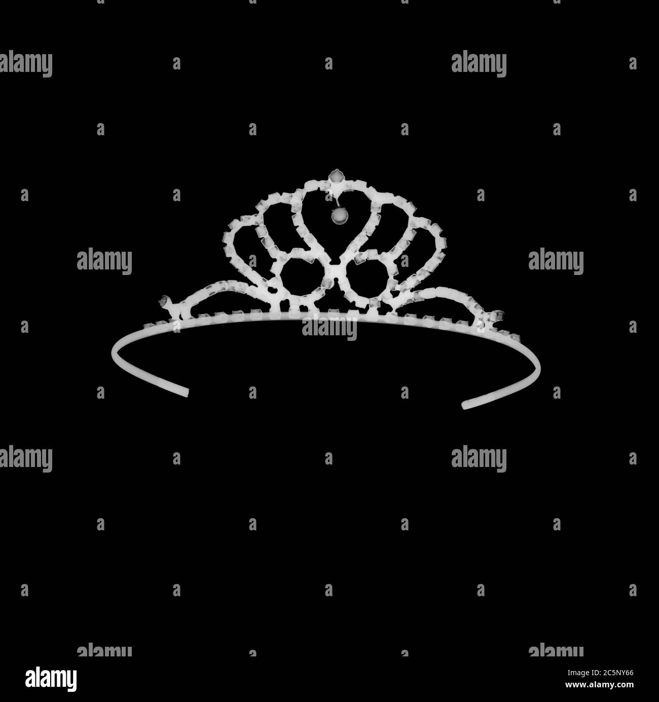 Wedding tiara hires stock photography and images Alamy