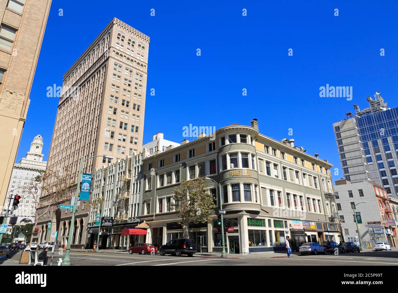 Oakland, Calif., Mar. 1942. A large sign reading I am an American placed  in the window of a store, at [401 - 403 Eighth] and Franklin streets, on  December 8, the day