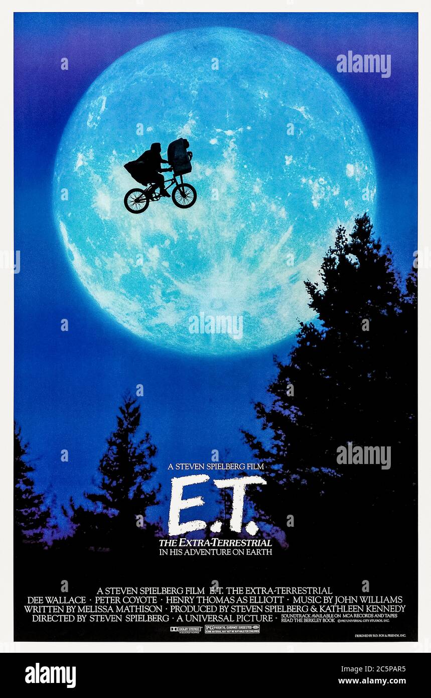 E.T. the Extra-Terrestrial (1982) directed by Steven Spielberg and starring Henry Thomas, Drew Barrymore, Peter Coyote and Robert MacNaughton. A child forms a special connection with an alien marooned on earth. Stock Photo