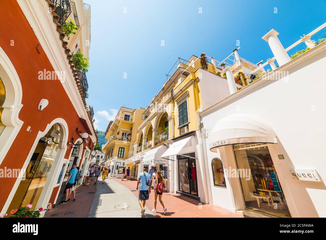 Page 3 - Capri Store High Stock Photography and Images - Alamy