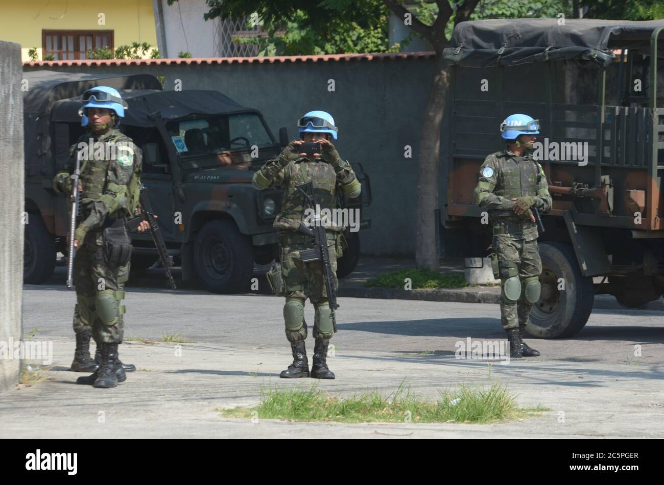 Training of the UN peacekeeping force infantry battalion in Haiti, about 850 military is the practical stage of training 13 to 24 April with simulatio Stock Photo