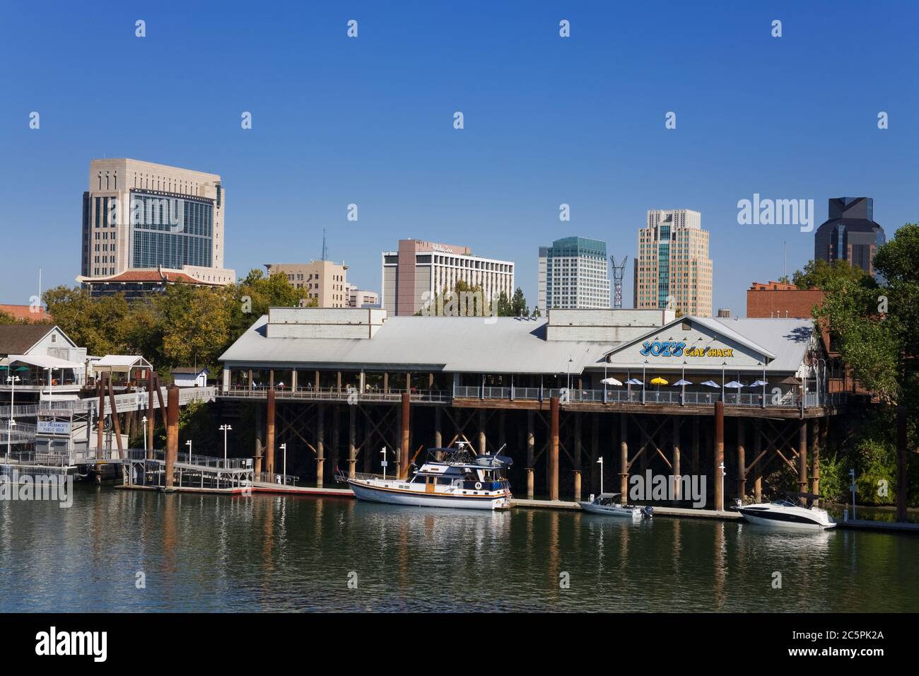 Joe's Crab Shack Restaurant in Old Town Sacramento, California, USA