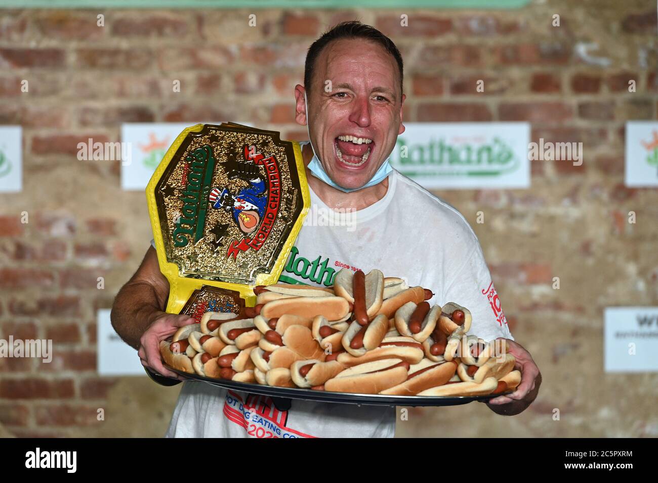 Os incríveis recorde de Joey Chestnut, o 'rei do hot dog' - ESPN