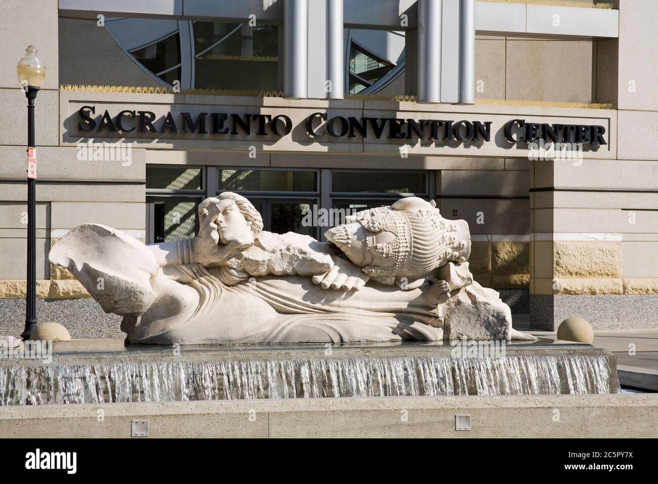 Fountain sculpture 'Time to cast away stones' by Stephen Kaltenbach outside the Sacramento Convention Center, California, USA Stock Photo