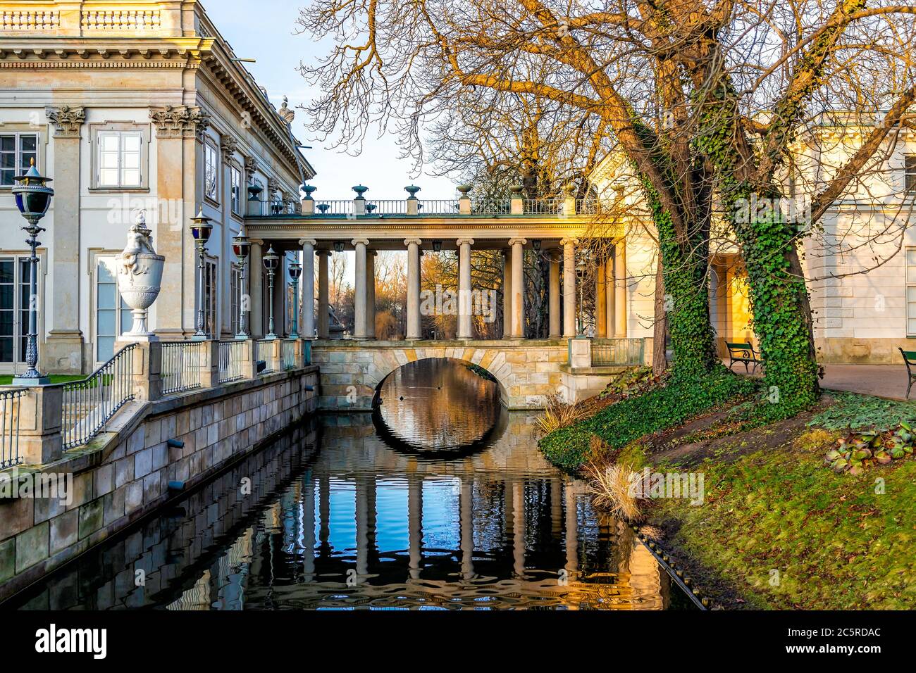 Lazienki Warsaw Winter High Resolution Stock Photography and Images - Alamy