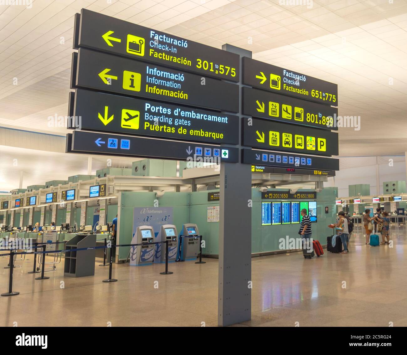 Barcelona Spain July 16 2015 Infomation Board In Terminal T1 Of El Prat Barcelona Airport Barcelona Spain July 16 2015 Infomation Board In Stock Photo Alamy