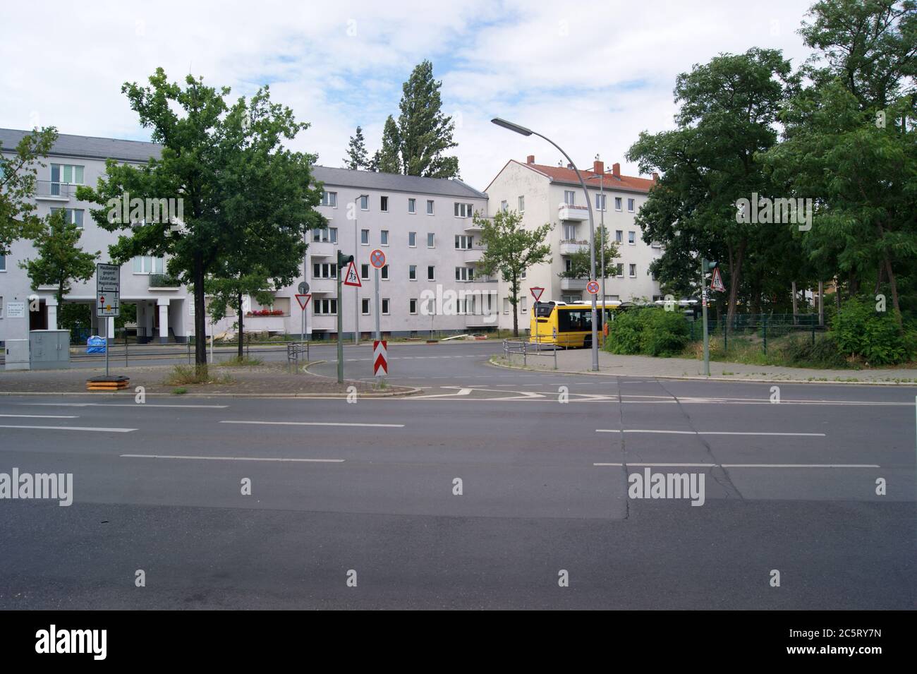 Schmidt-Knobelsdorf-Straße Ecke Seeburger Straße, Seeburger Weg, Lutoner Straße in Berlin-Spandau. Stock Photo