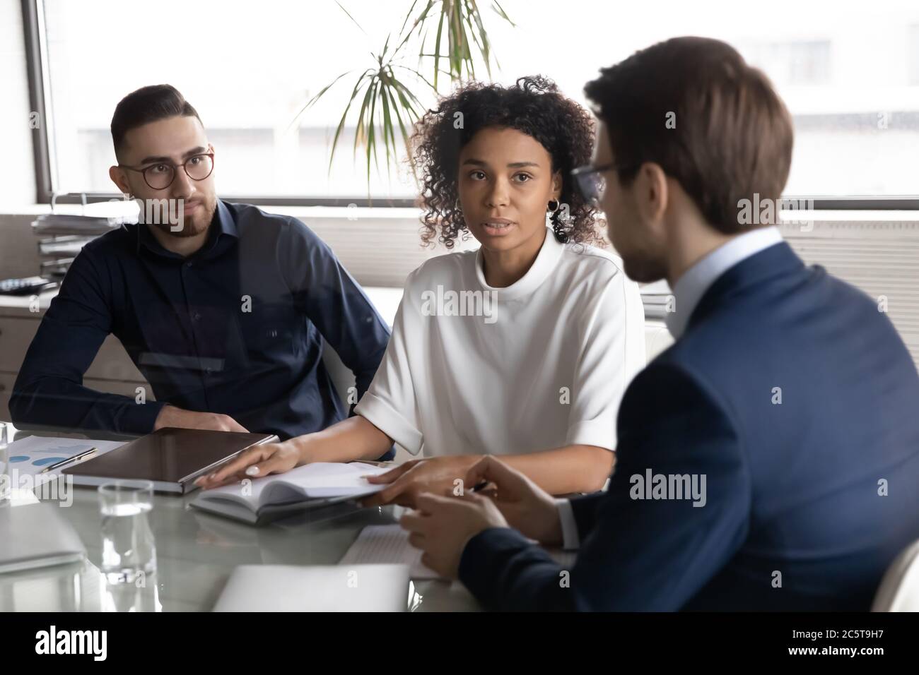 Meeting multiracial hi-res stock photography and images - Alamy
