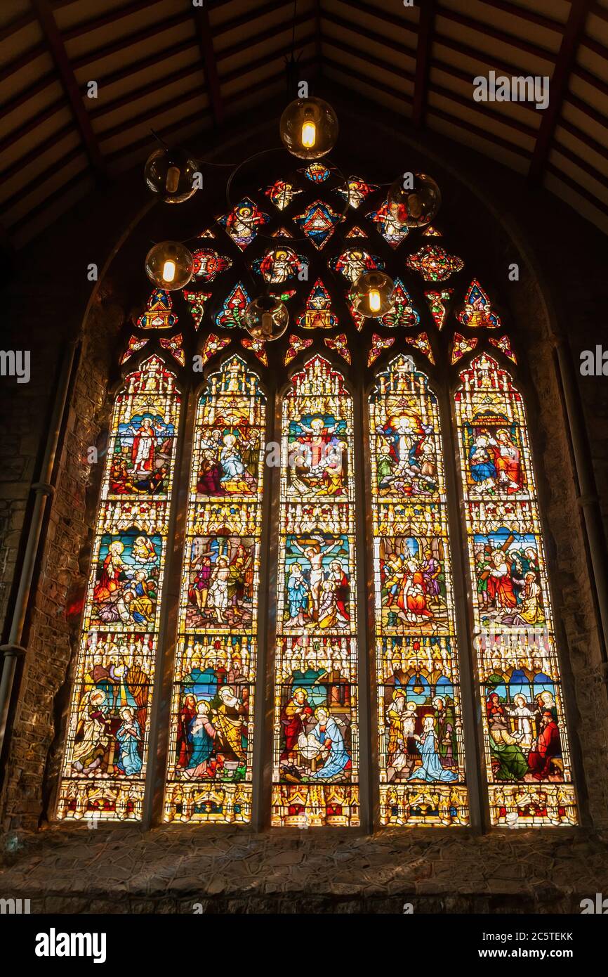 Black Abbey in Kilkenny, Ireland, Rosary stained glass window from 1892
