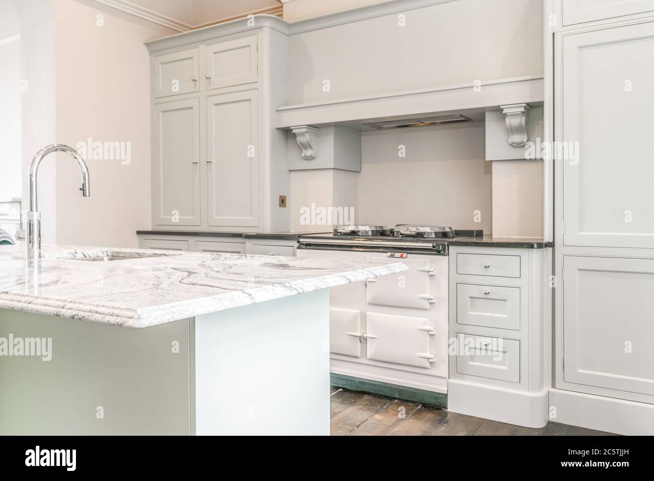 White kitchen cabinets Stock Photo - Alamy