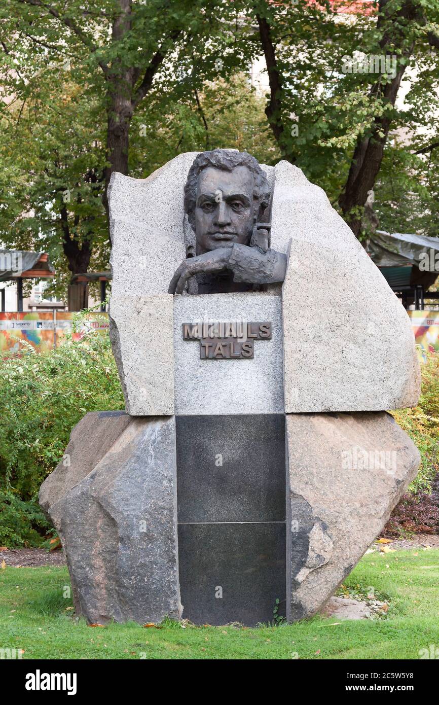 Monument to Mikhail Tal - All You Need to Know BEFORE You Go (with