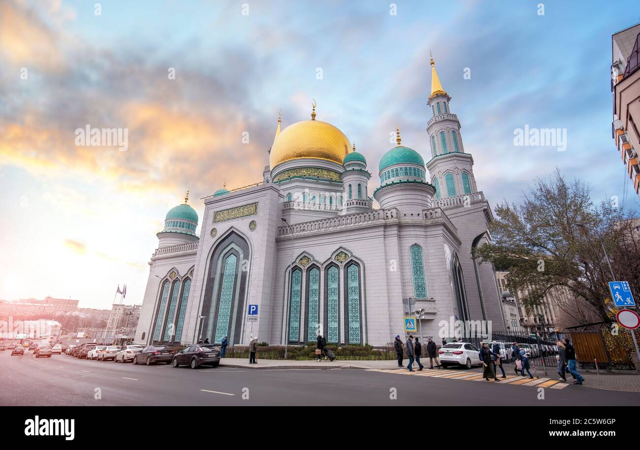 Мечеть в москве
