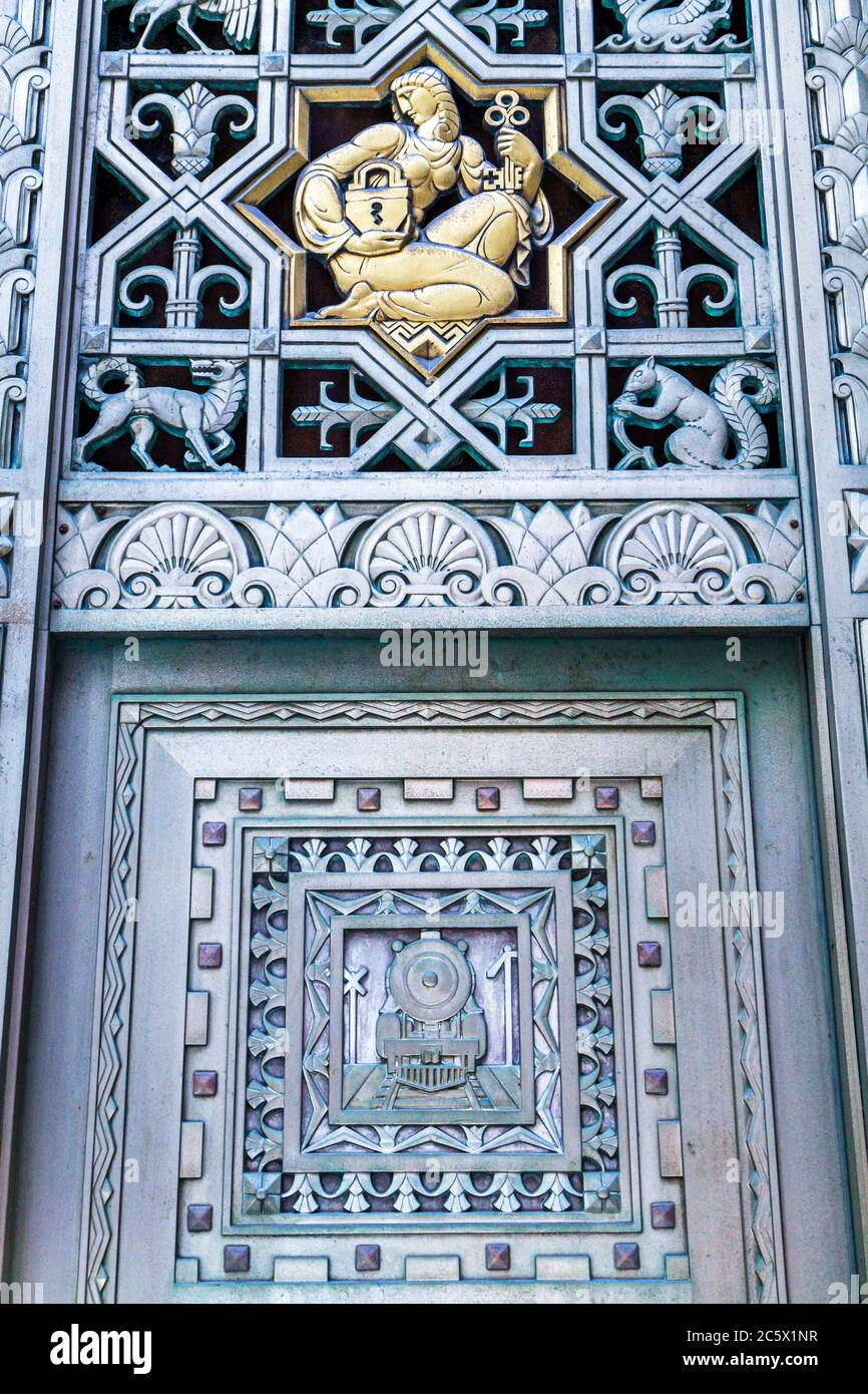 New York City,NYC NY Lower,Manhattan,Financial District,FiDi,Art Dec,20 Exchange Place,City Bank Farmers Trust building,carved decorative door,bronze Stock Photo