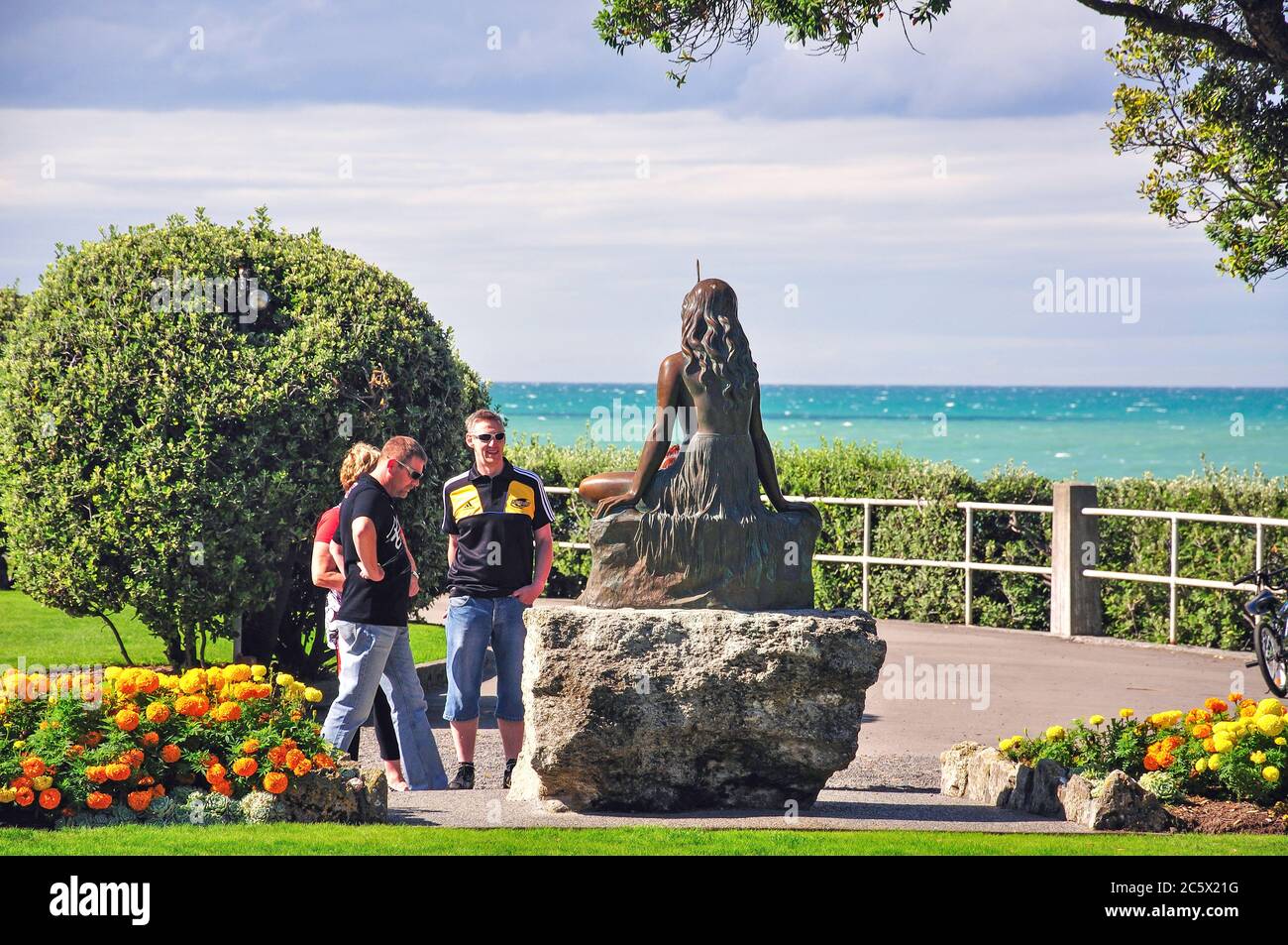 'Pania of the Reef' Maori maiden statue, Marine Parade Gardens, Marine Parade, Napier, Hawke's Bay, North Island, New Zealand Stock Photo