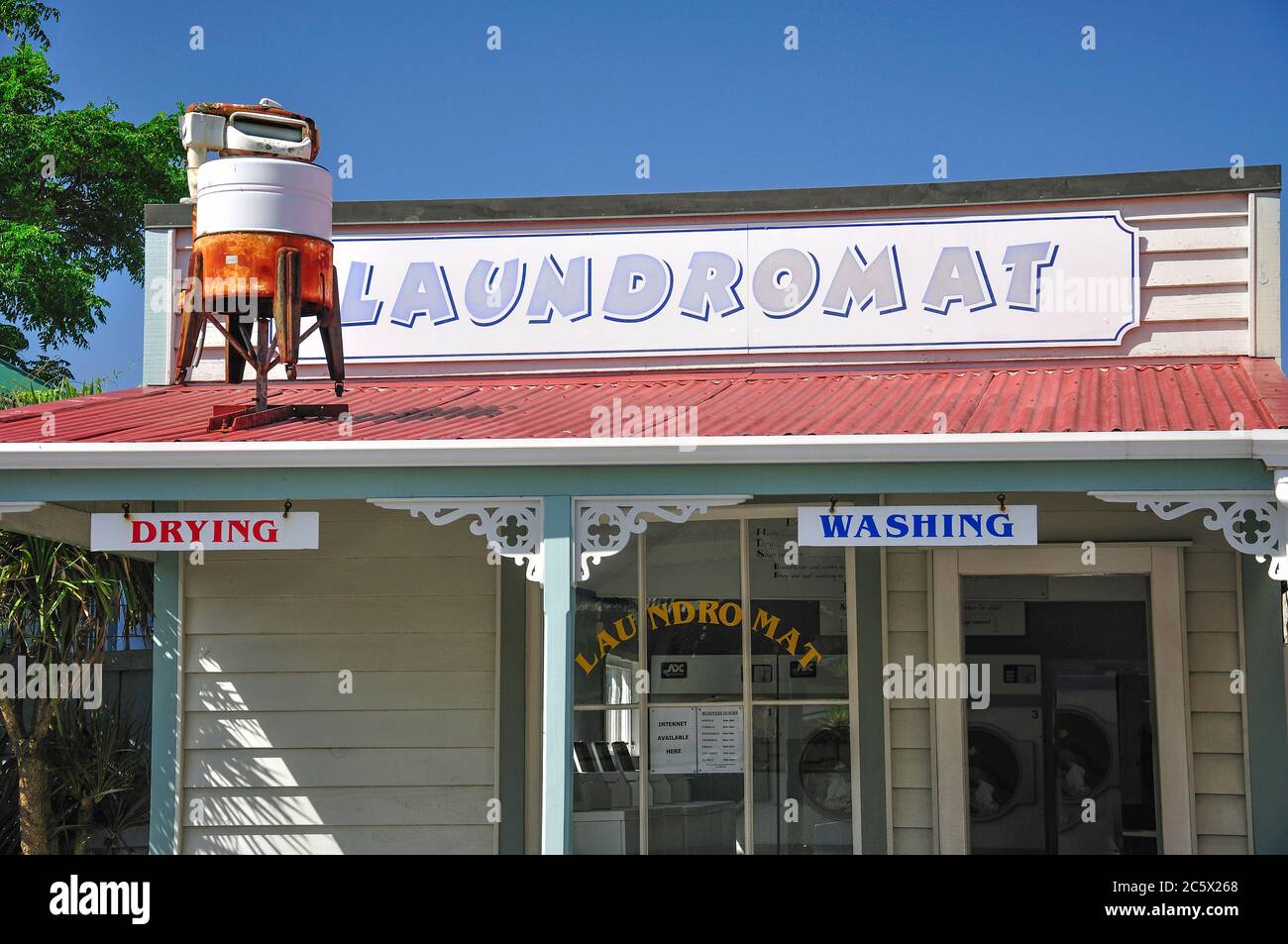 Local laundromat, Kapanga Road, Coromandel Town, Coromandel Peninsula, Waikato Region, North Island, New Zealand Stock Photo