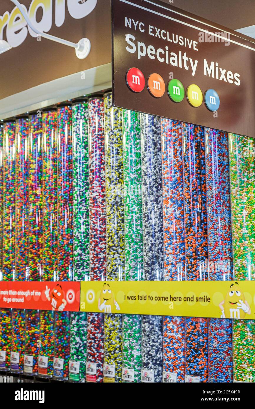 M&M'S World Has The Biggest Chocolate Wall In NYC 