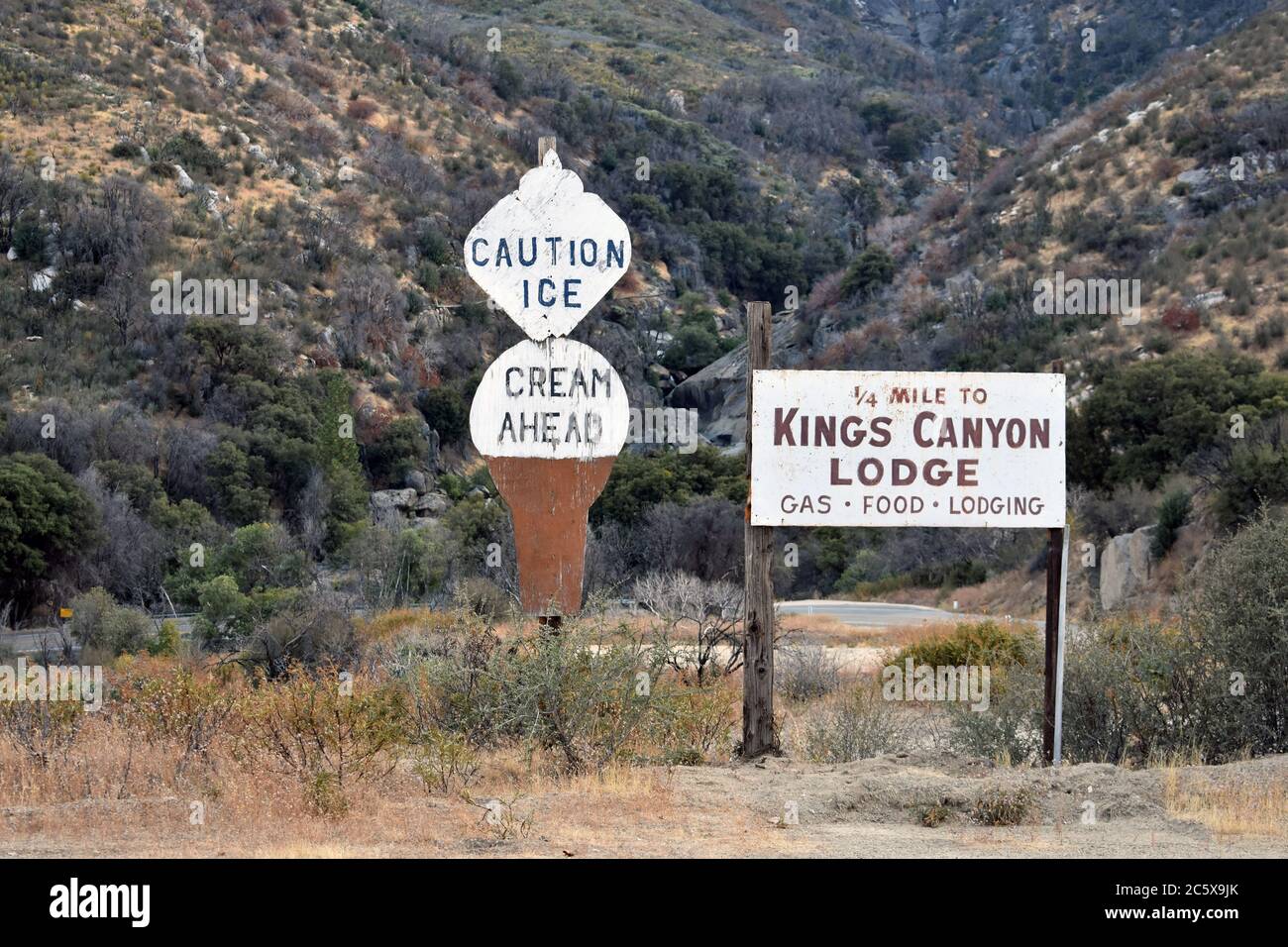 Scenic highway 180 hires stock photography and images Alamy