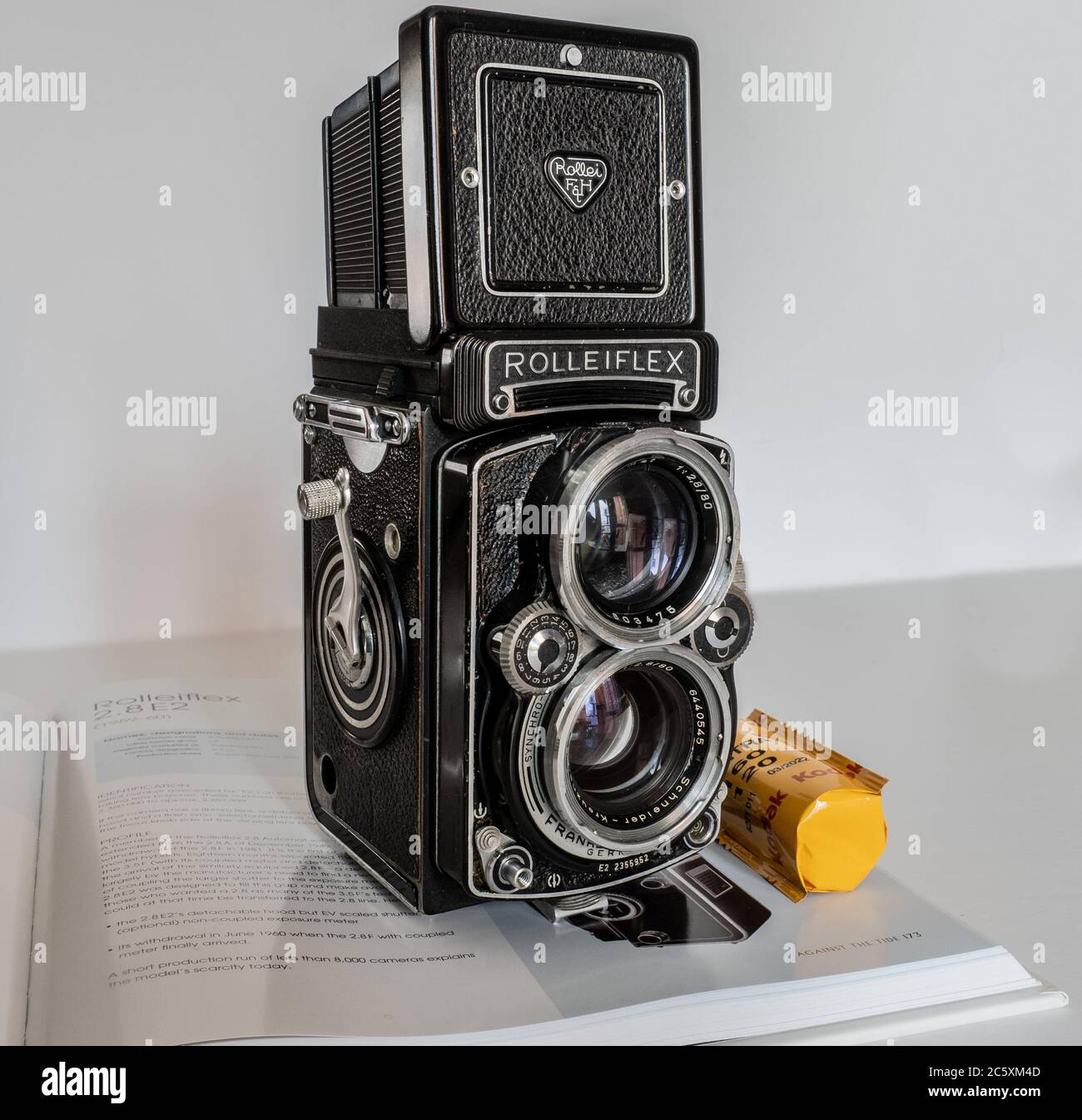Rolleiflex 2.8E2 twin-lens reflex camera Stock Photo