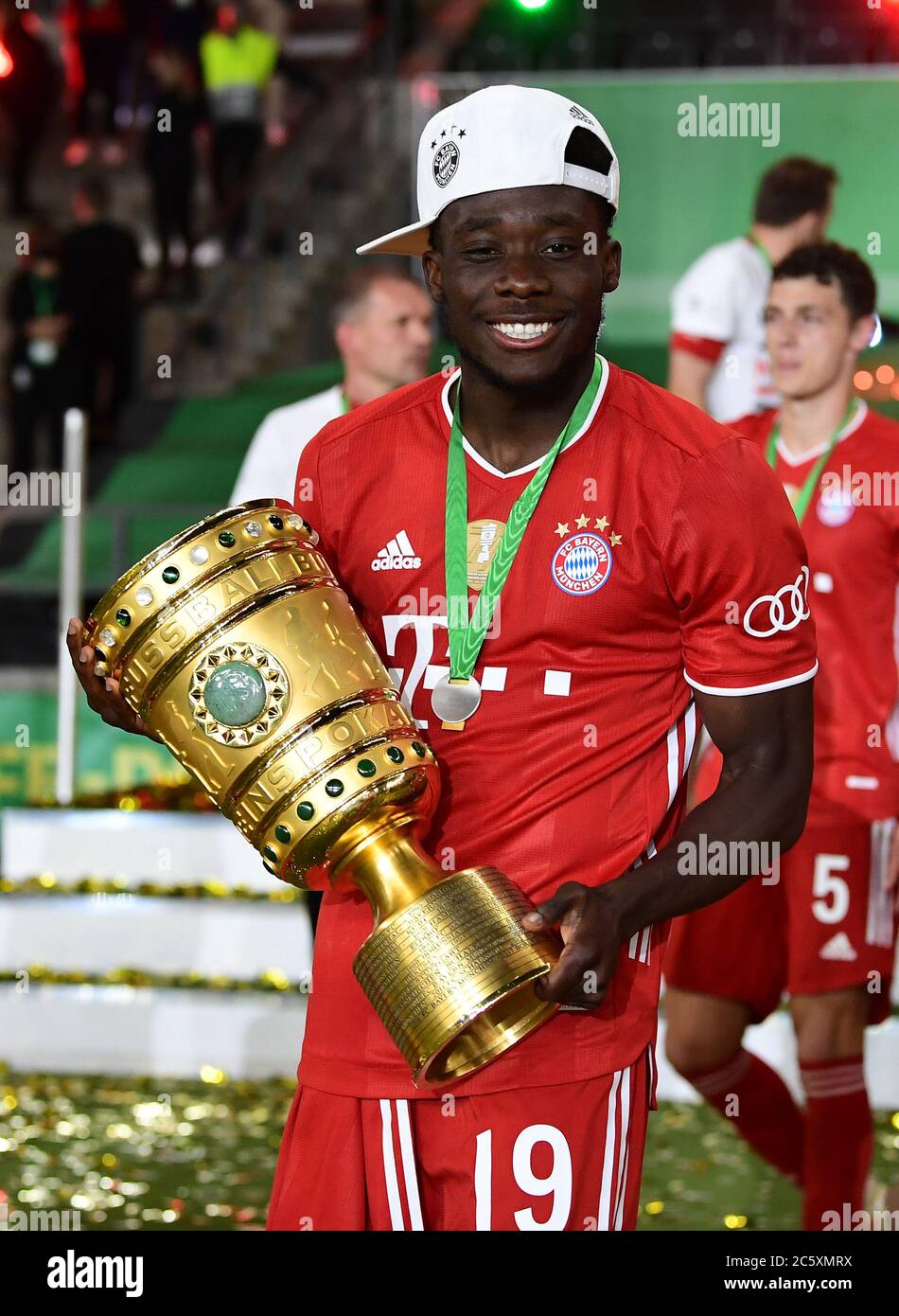 FC Bayern München Lift The Meisterschale 🏆 