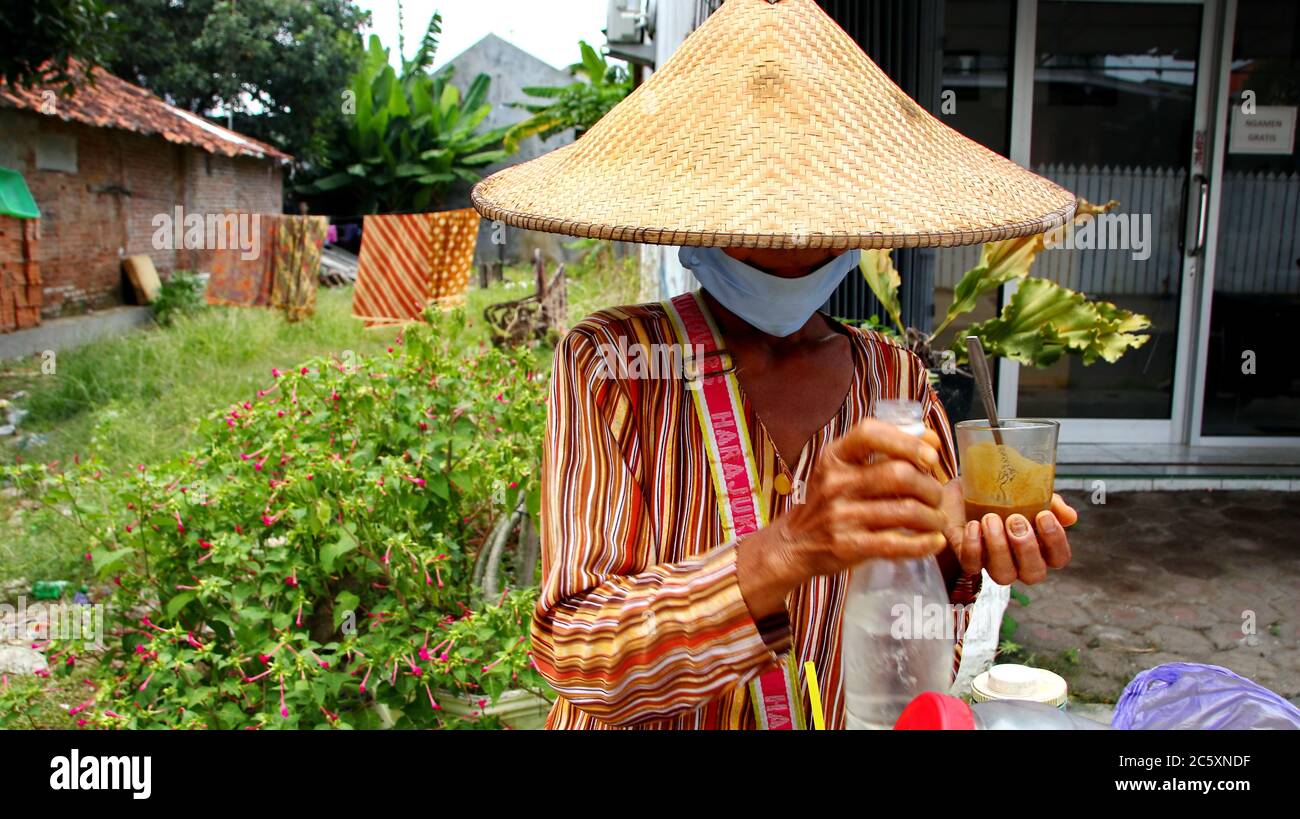 Tradisional medicine hi-res stock photography and images - Alamy