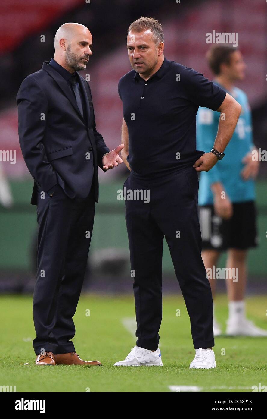 Berlin, Germany, 4 th July 2020, Peter BOSZ, headcoach teammanager Leverkusen Trainer Hansi FLICK (FCB), team manager, headcoach, coach, at the DFB Pokal Final match FC BAYERN MUENCHEN - BAYER 04 LEVERKUSEN 4-2 in season 2019/2020 , FCB Foto: © Peter Schatz / Alamy Live News / Marvin Ibo Güngör/GES/Pool - DFB REGULATIONS PROHIBIT ANY USE OF PHOTOGRAPHS as IMAGE SEQUENCES and/or QUASI-VIDEO - National and international News-Agencies OUT Editorial Use ONLY Stock Photo