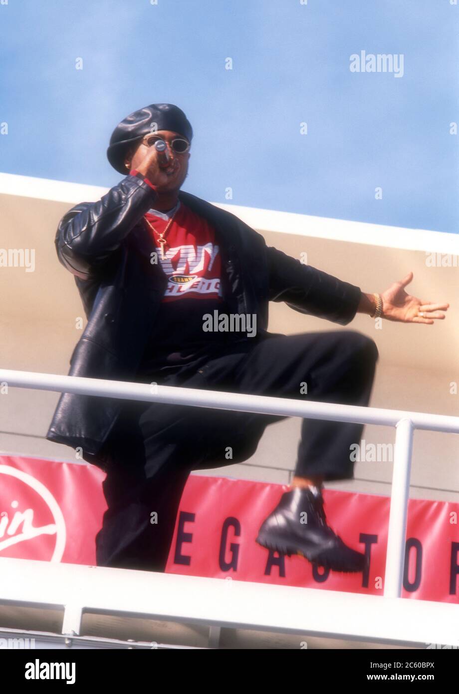 Los Angeles, California, USA 9th December 1995 Singer/actor LL Cool J attends KIIS FM Promotion Concert on December 9, 1995 in Los Angeles, California, USA. Photo by Barry King/Alamy Stock Photo Stock Photo