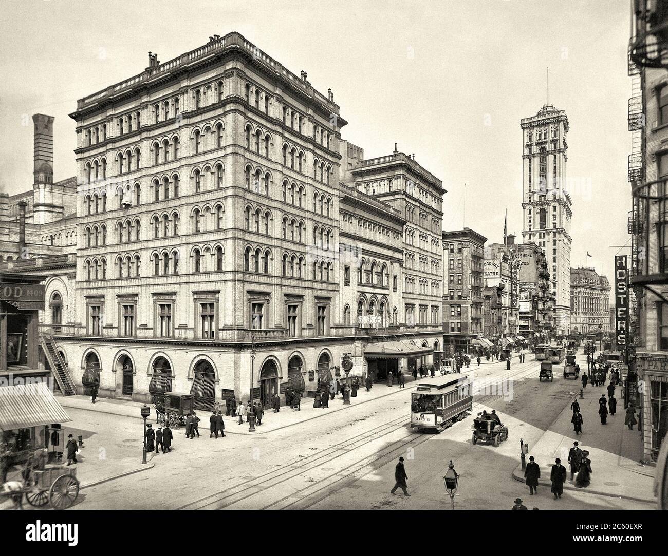 New York, 1905. 'Metropolitan Opera House, 39th Street and Broadway.' And down the street, the new New York Times building. Stock Photo