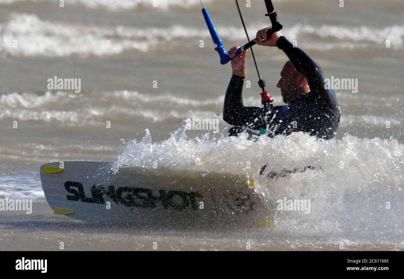40 knot gusting winds hires stock photography and images Alamy