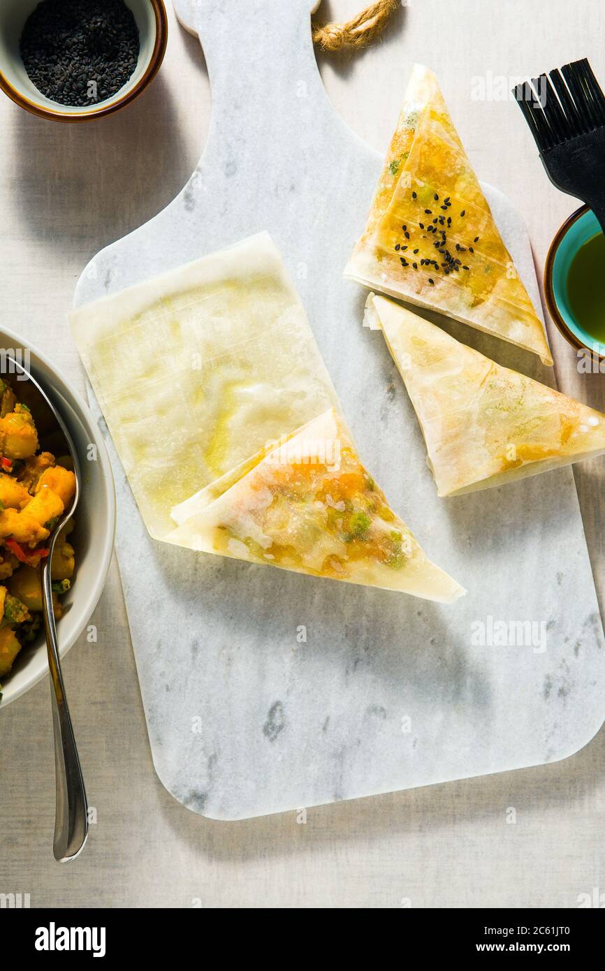 Samosa made of hi-res stock photography and images - Alamy