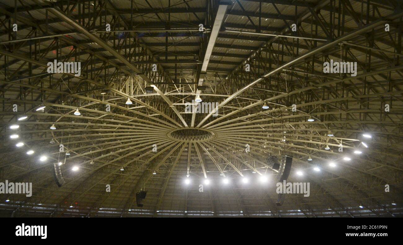 Architecture Brazil, Architecture of a sports gym in a city in the interior of Brazil, showing the ceiling with the metallic structures with the light Stock Photo