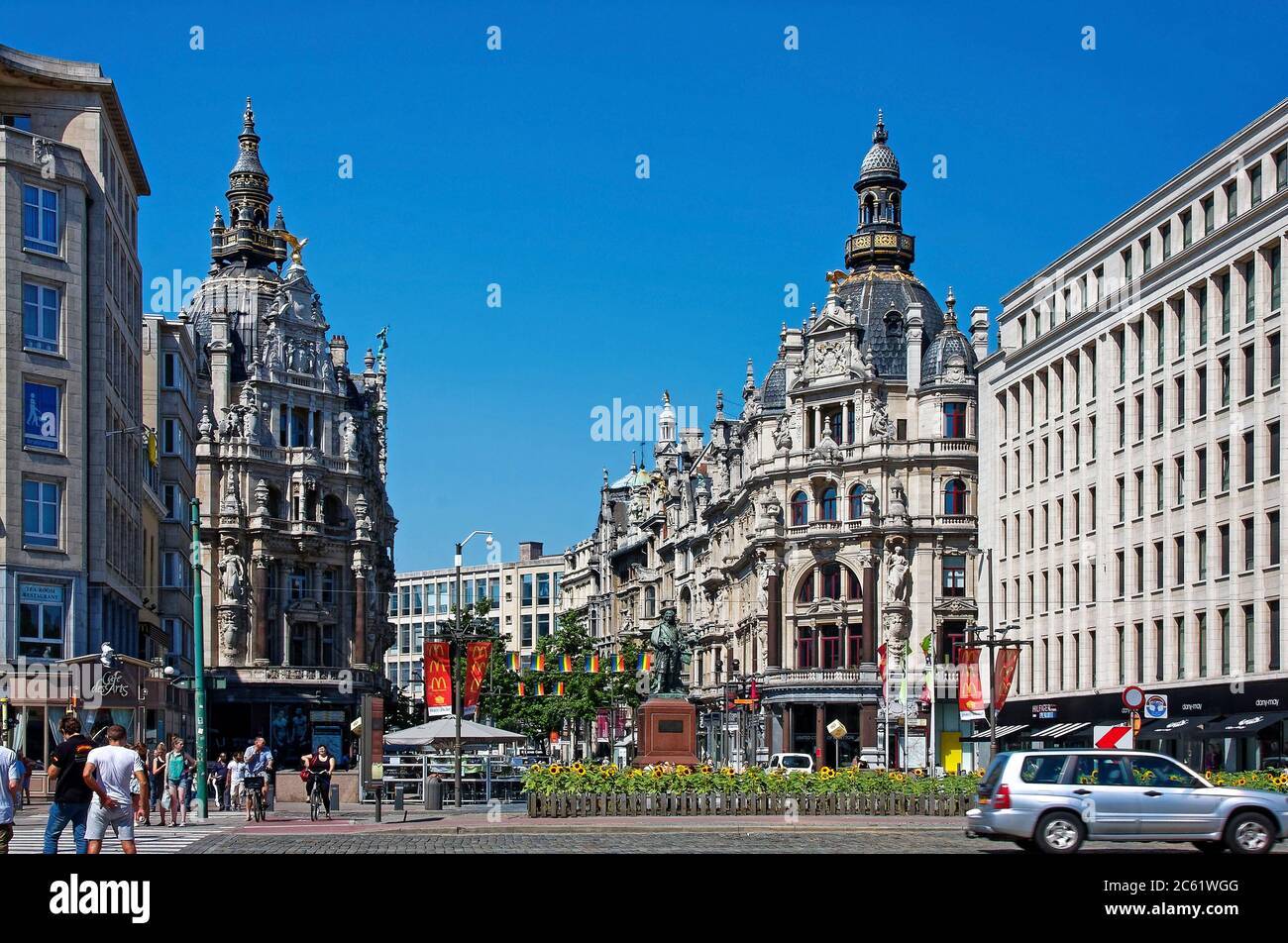 Leysstreet; 16th century baroque buildings, attractive pedestrian