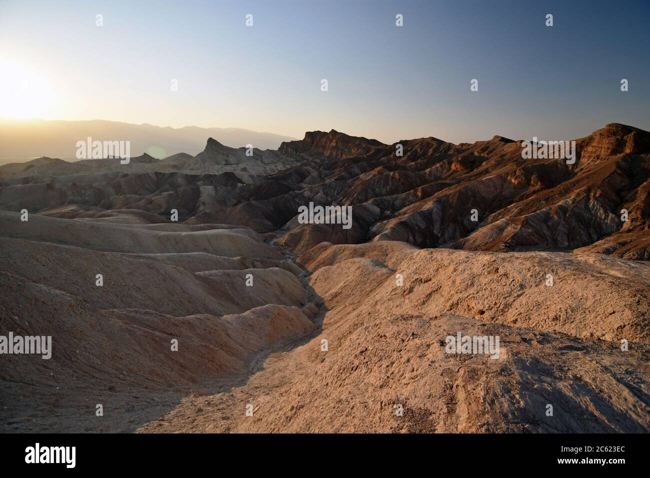 Red coloured badlands hi-res stock photography and images - Alamy