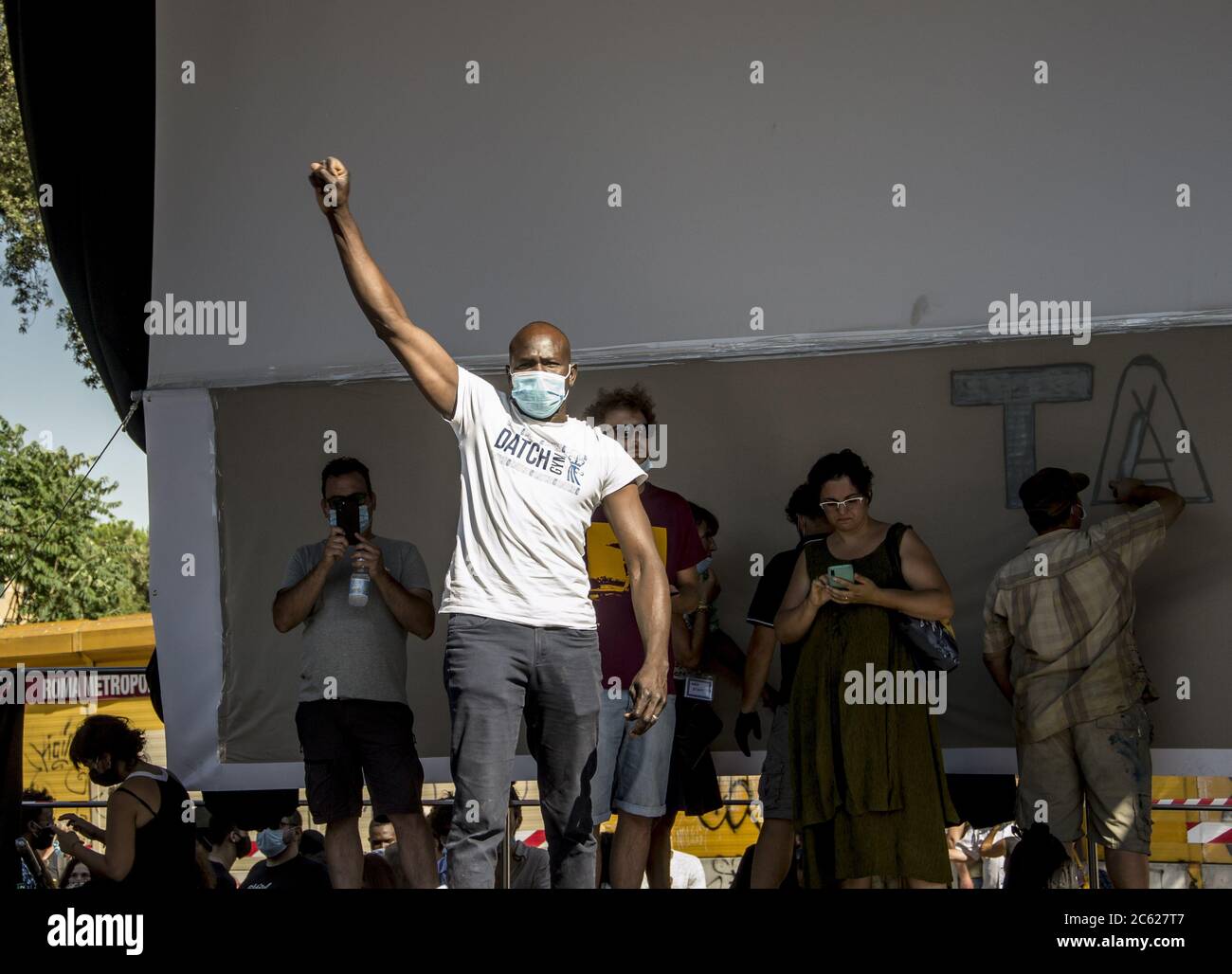 Rome, Italy. 05th July, 2020. 'Popular States' event, organized by the unionist of the Union of Base (Usb) Aboubakar Soumahoro, who invited the invisible workers of the company: from show business workers to those of companies in crisis (ex Ilva di Taranto, Whirlpool), from laborers at school precarious workers, from riders to health workers.Workers from all over Italy participated in the initiative. (Photo by Patrizia Cortellessa/Pacific Press/Sipa USA) Credit: Sipa USA/Alamy Live News Stock Photo