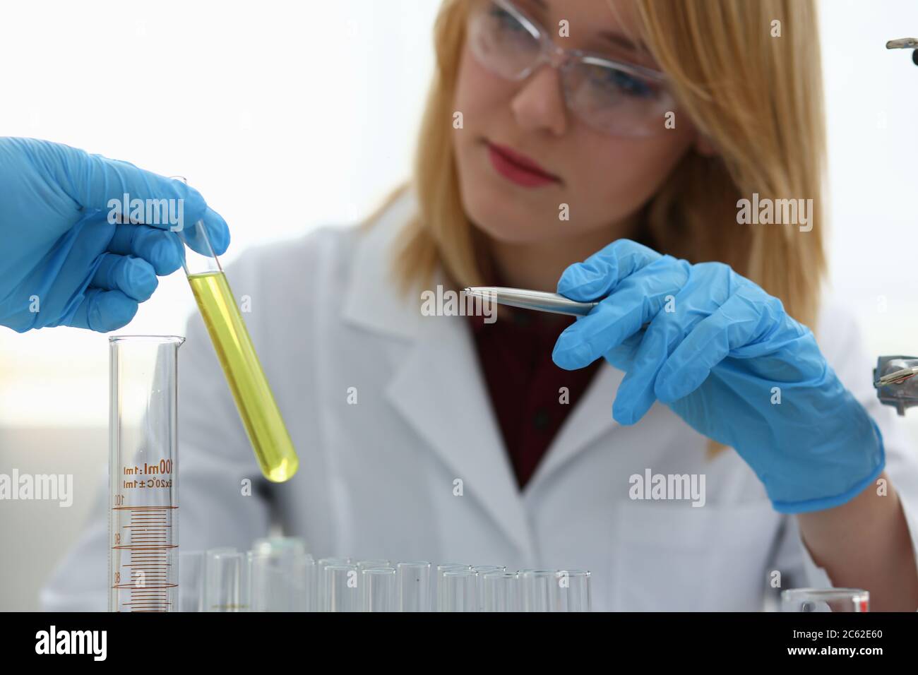 Close up female lab worker hi-res stock photography and images - Alamy