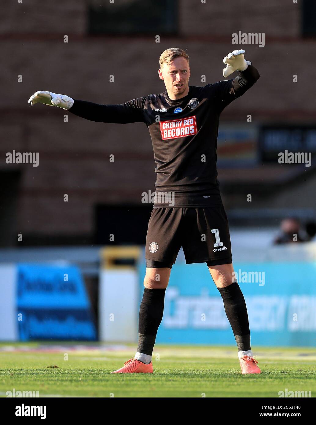 Goalkeeper ryan allsop hires stock photography and images Alamy